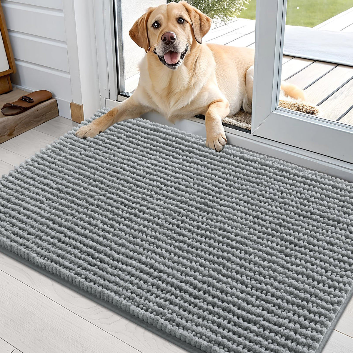 OLANLY dog door mat 36x24 close-up of plush chenille pile traps dirt and moisture.