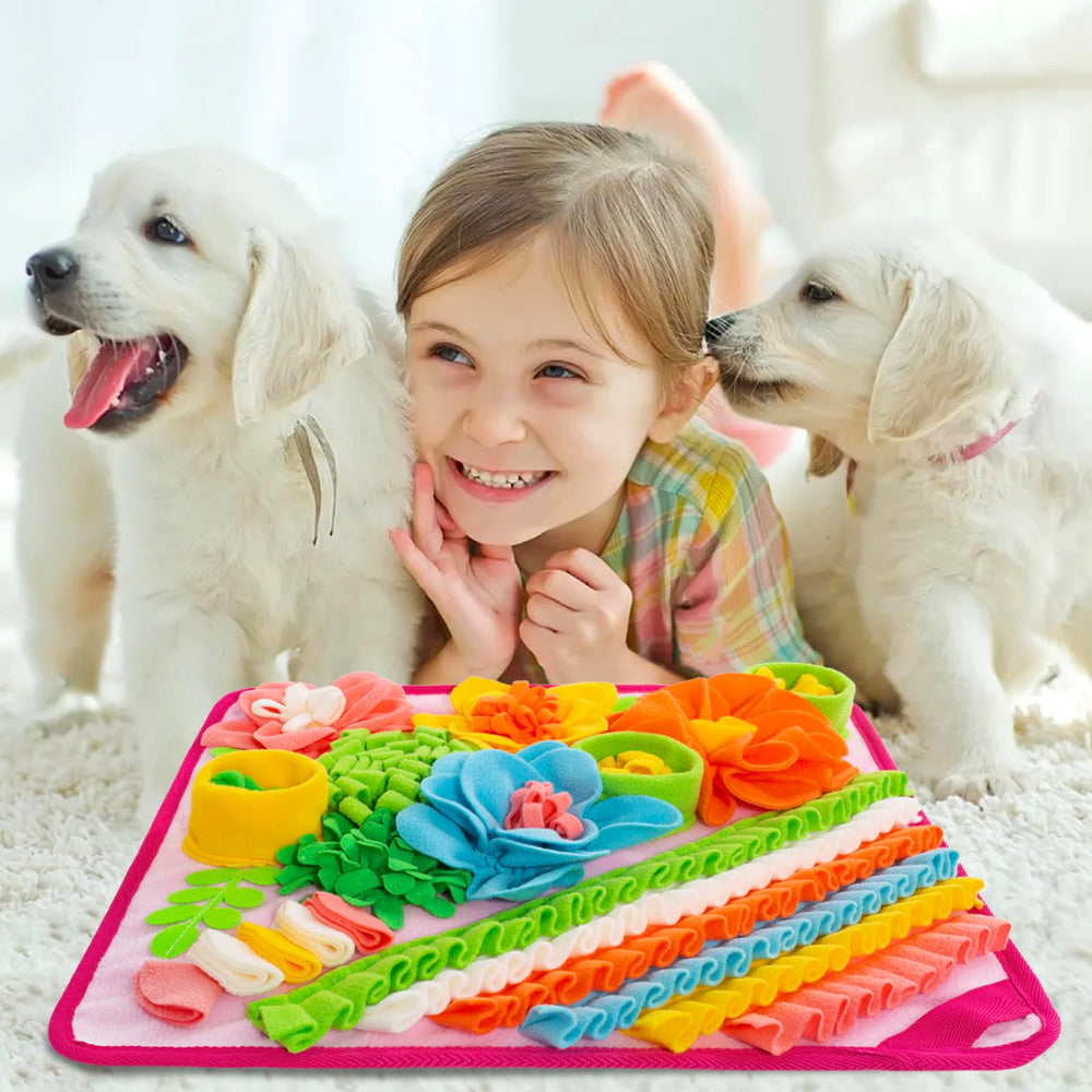 Oliumt Snuffle Mat pink variant adds gentle enrichment during meals.