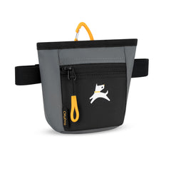 OllyDog Goodie Treat Bag clip-on-belt easily adapts to belts and leashes.