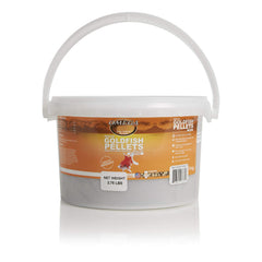 Omega One Goldfish Pellets sinking in water for mid-water and bottom feeding