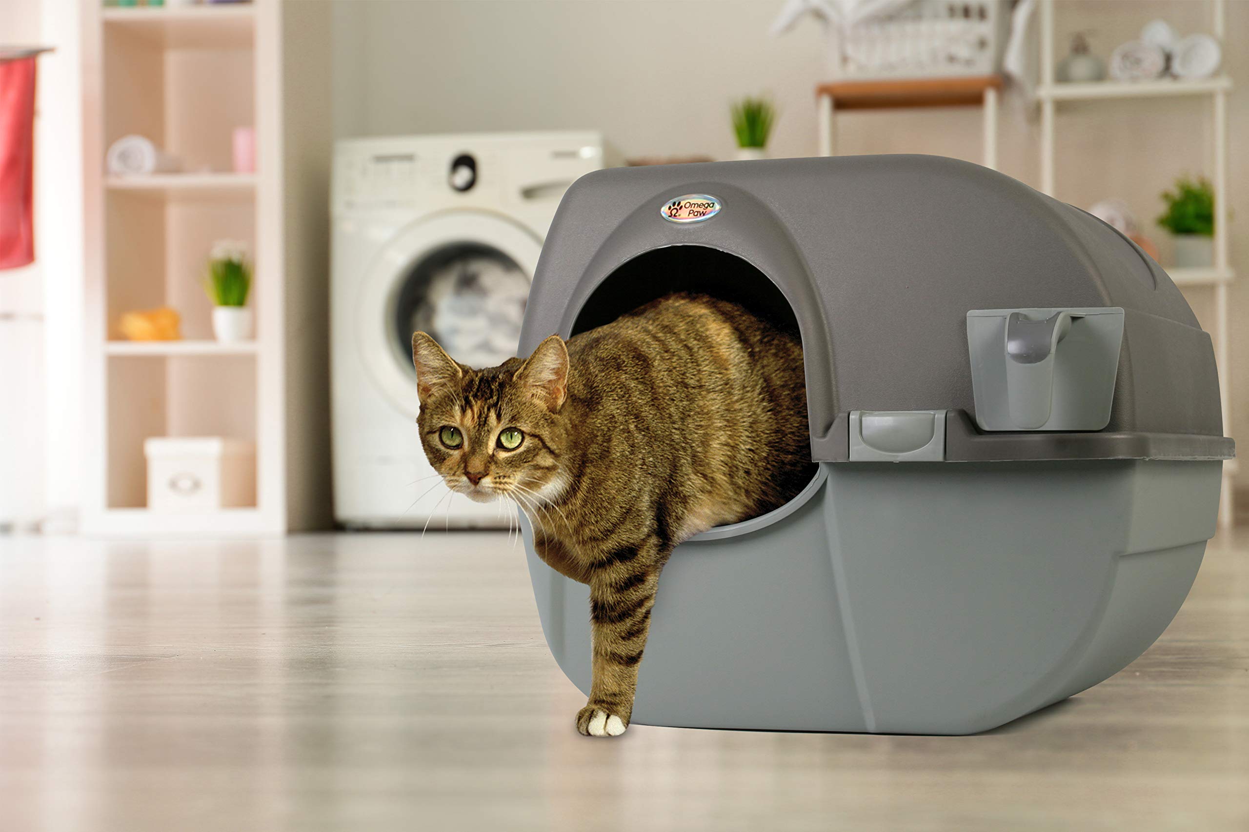 Omega Paw Roll 'n Clean durable plastic ensures long-lasting performance.