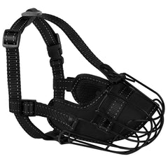 OOPSDOGGY Reflective nylon straps improve visibility during low-light training.