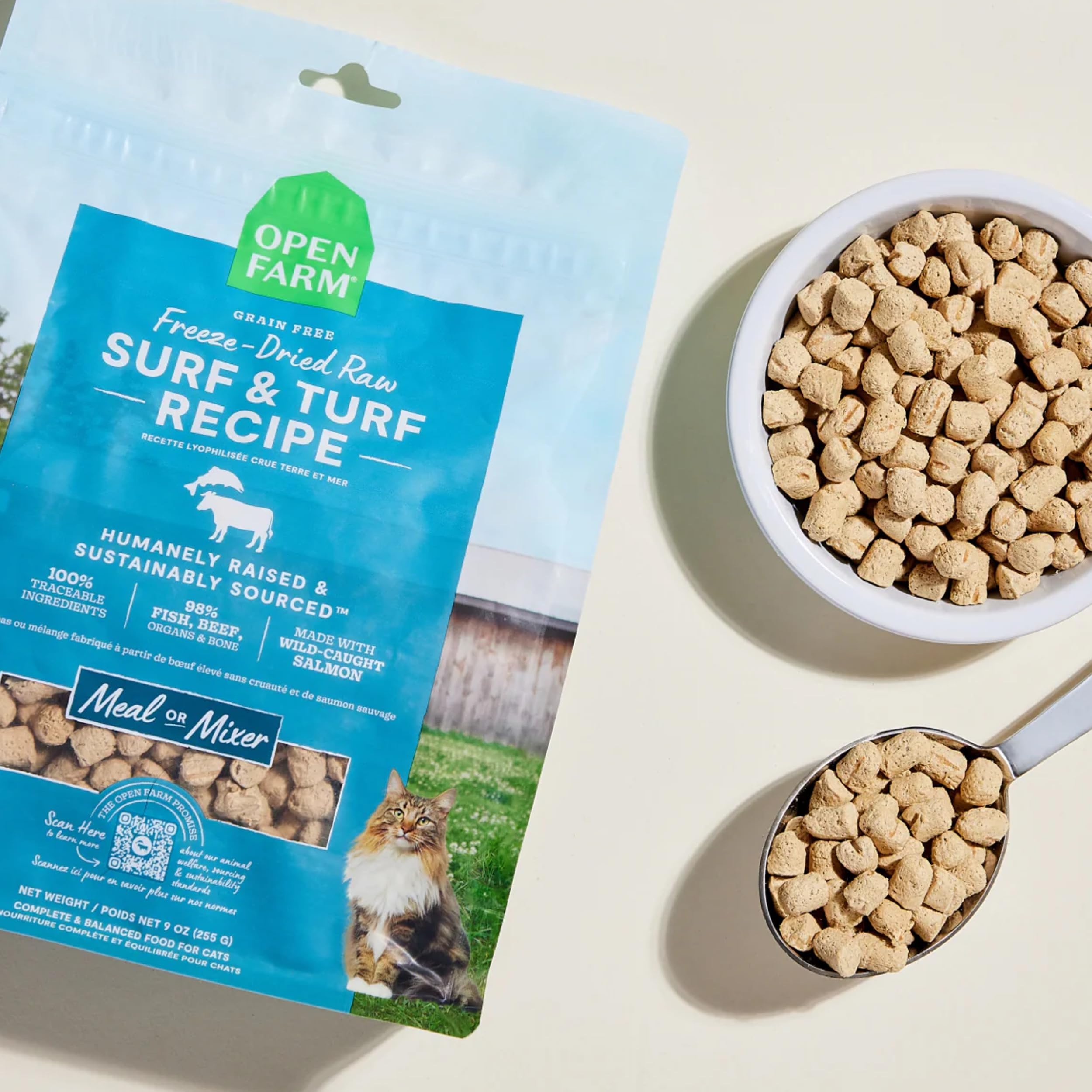 Open Farm Surf & Turf bag-pour demonstrates simple portioning for meals or toppers.