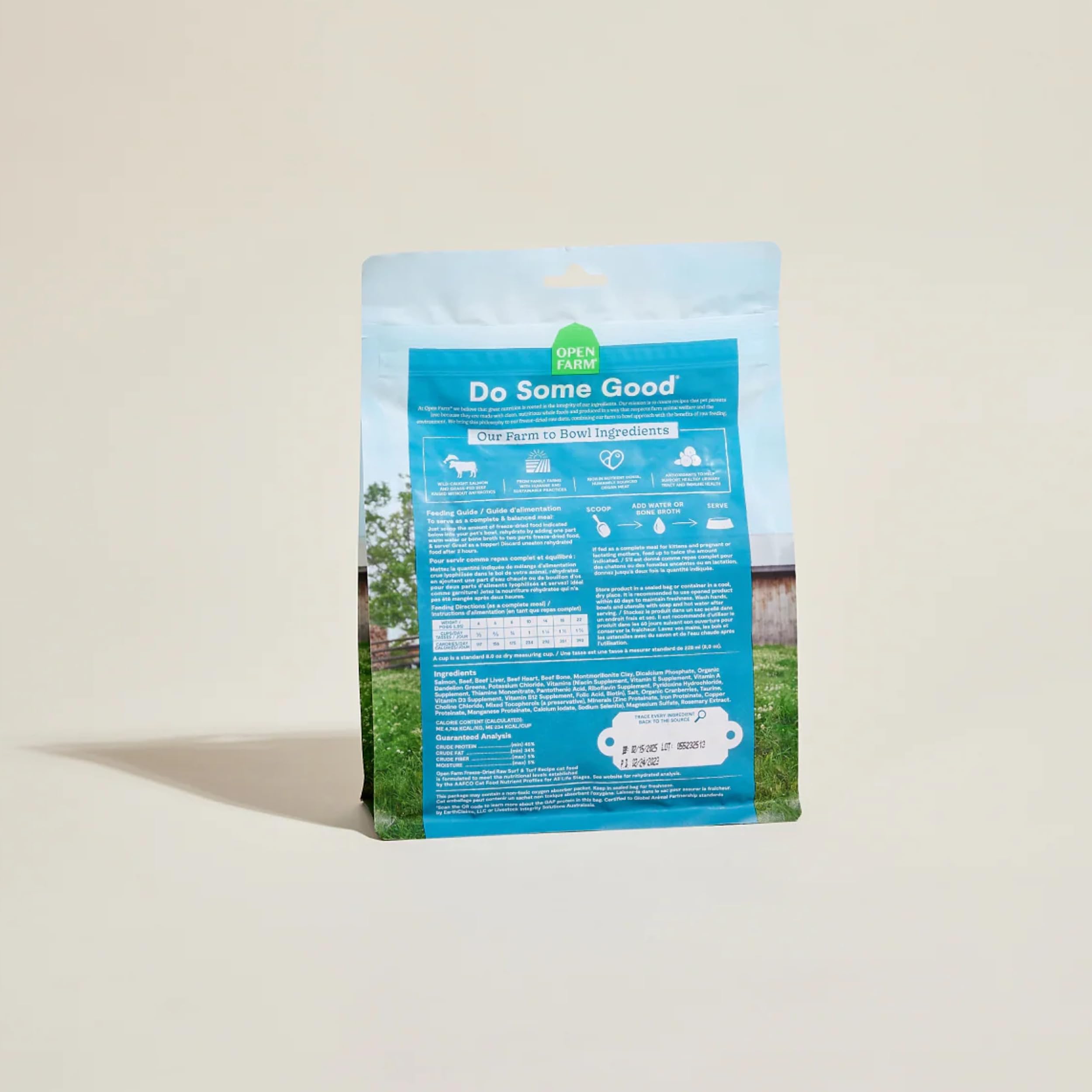 Open Farm Surf & Turf cat-eating-bowl captures effortless serving for curious eaters.