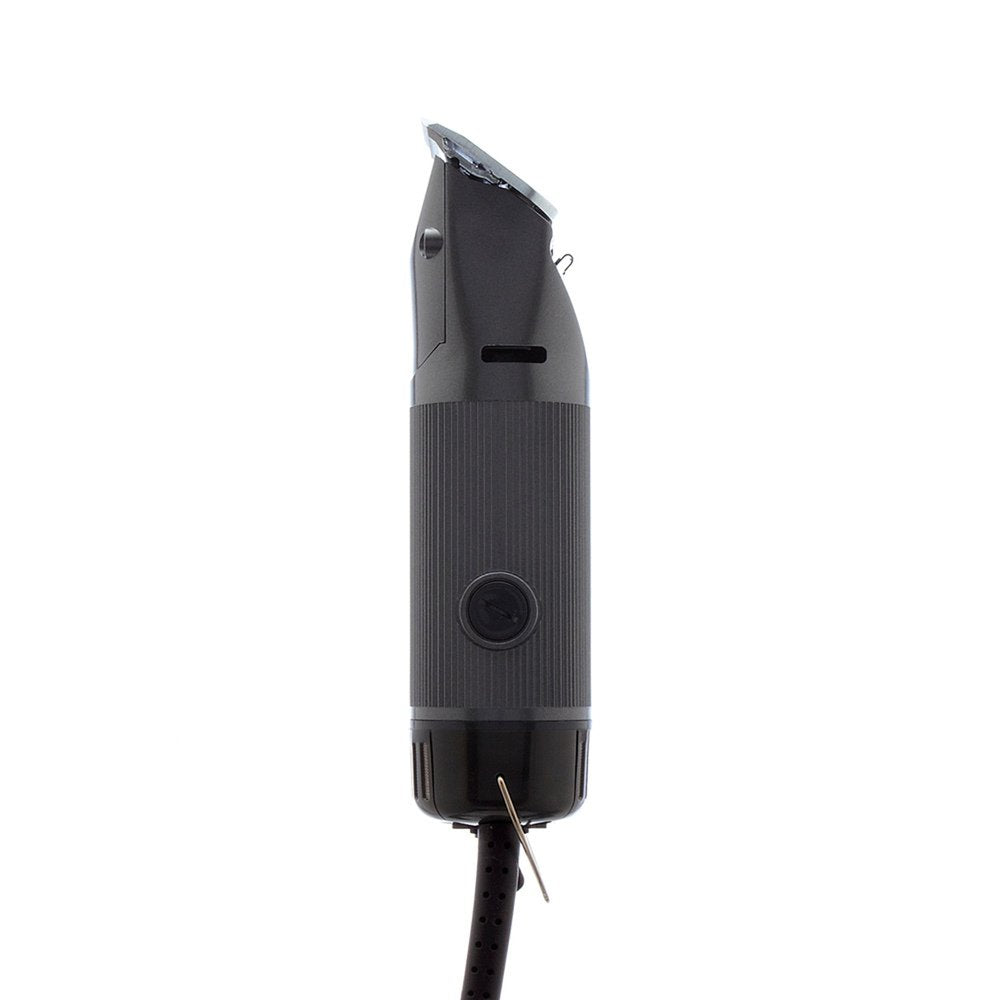 Oster Golden A5 with CryogenX Size 10 blade for lasting sharpness and durability.