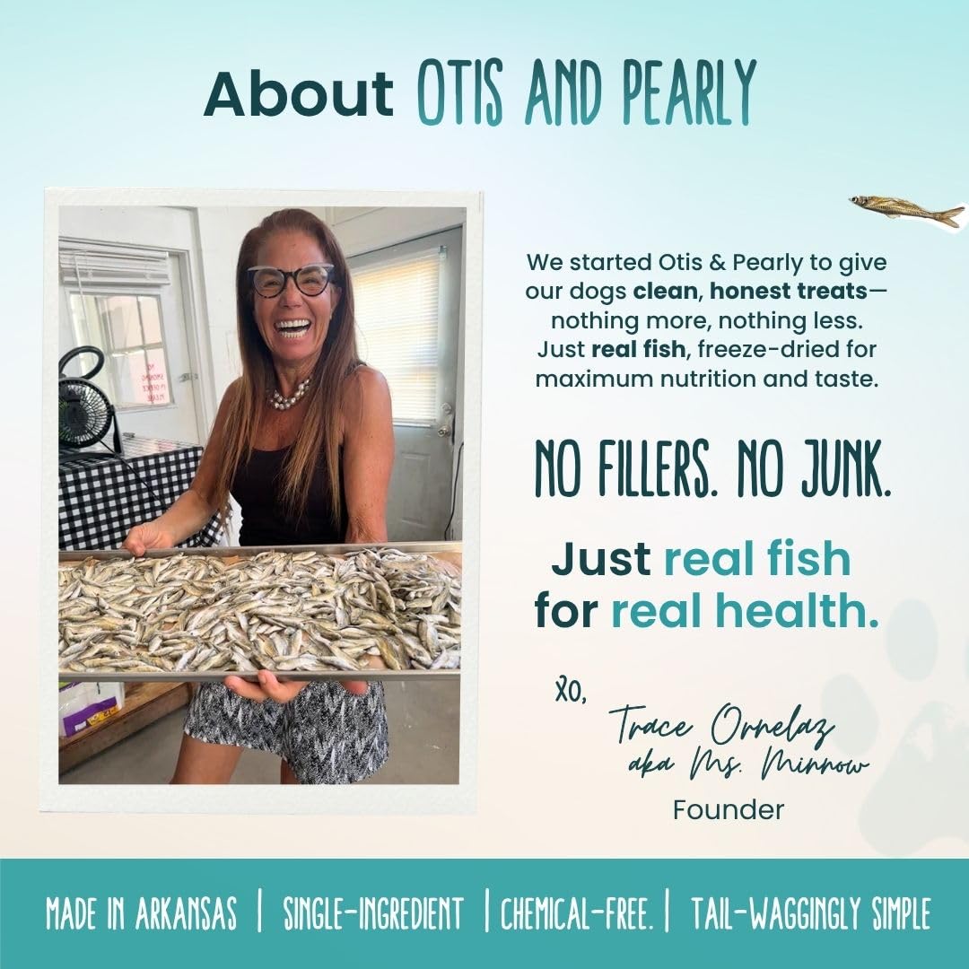 Front packaging of Otis and Pearly treats with clear single-ingredient label