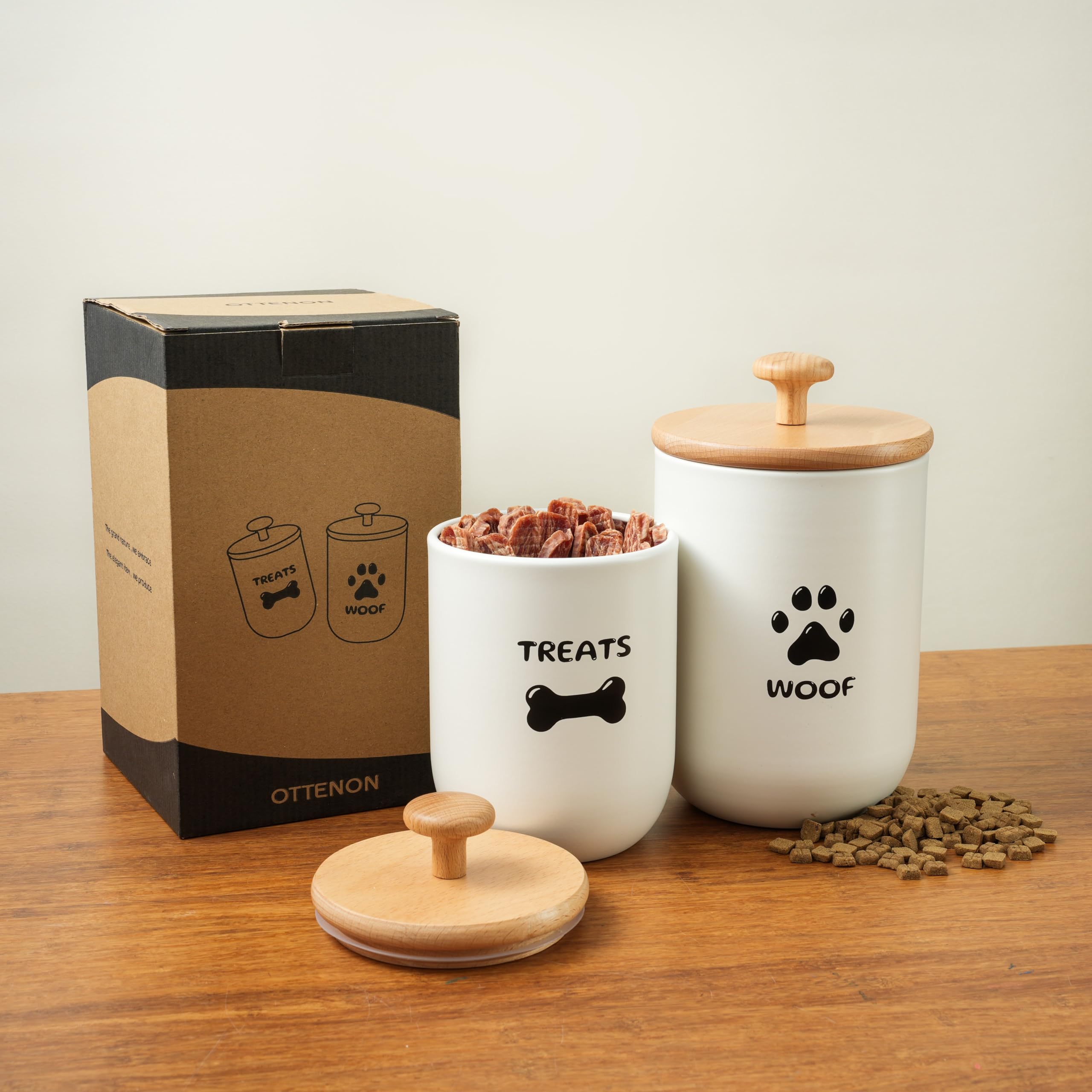 OTTENON easy-grip design supports one-handed use during snack time