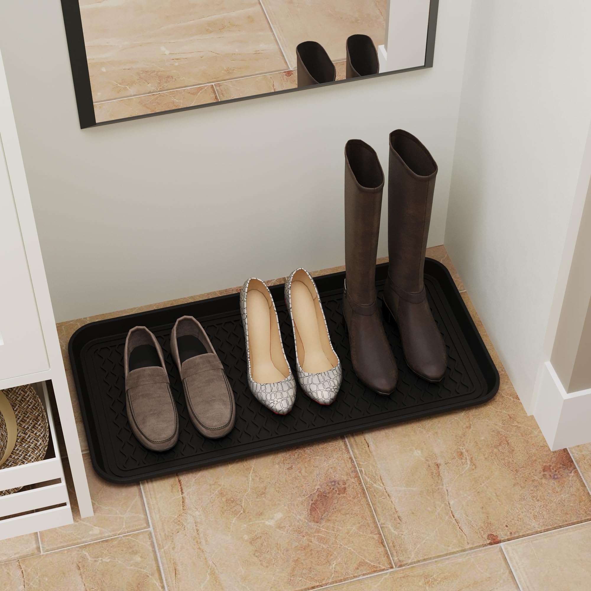 Ottomanson multi-use tray for indoor-outdoor use, ideal for shoes and pets.