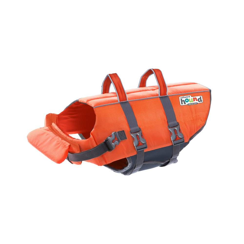 Outward Hound Granby Splash life jacket provides strong flotation for swimming dogs