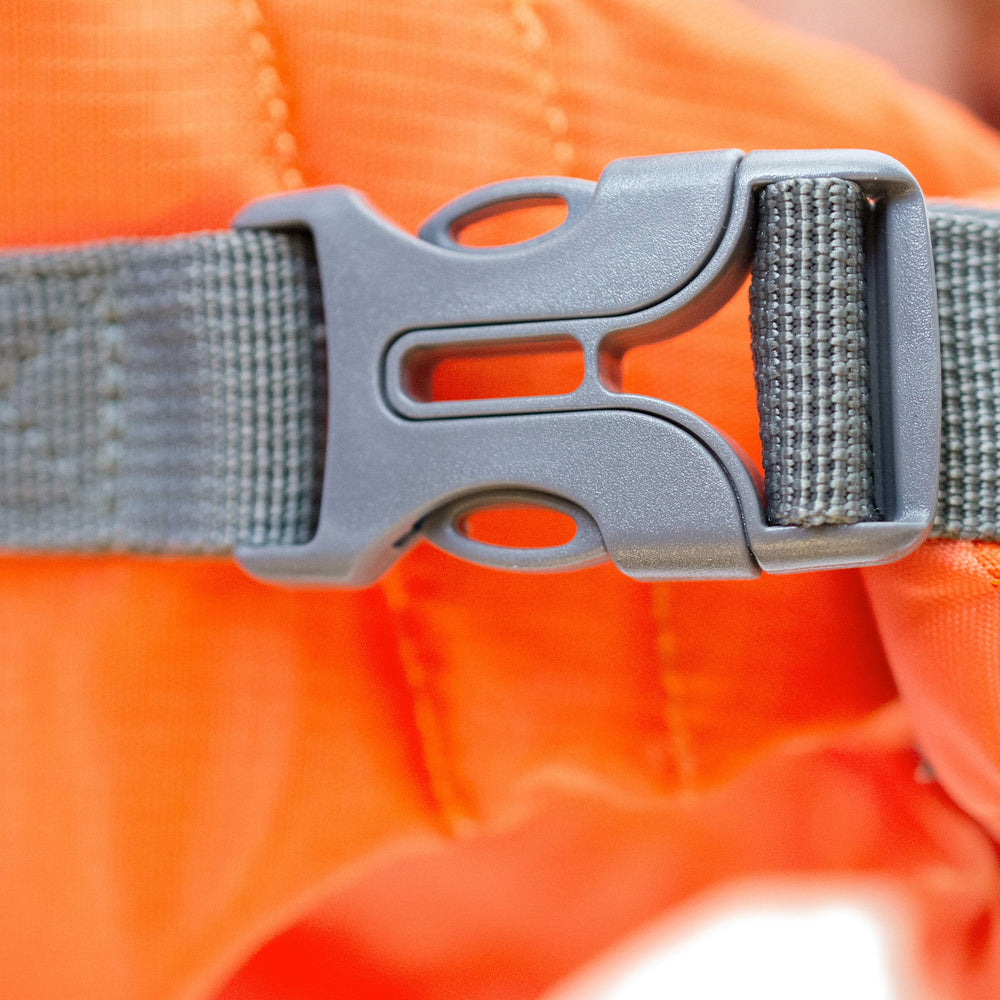 Outward Hound Granby Splash XS ripstop fabric offers durable, lightweight protection
