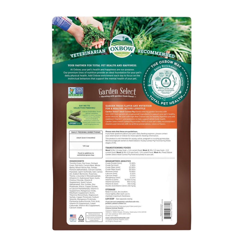 Oxbow Garden Select Timothy hay ingredients provide natural texture.