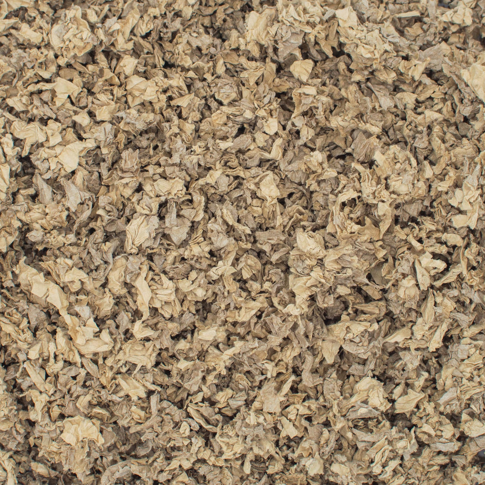 Oxbow Pure Comfort bedding in litter-box setup, showing odor control and easy cleanup.