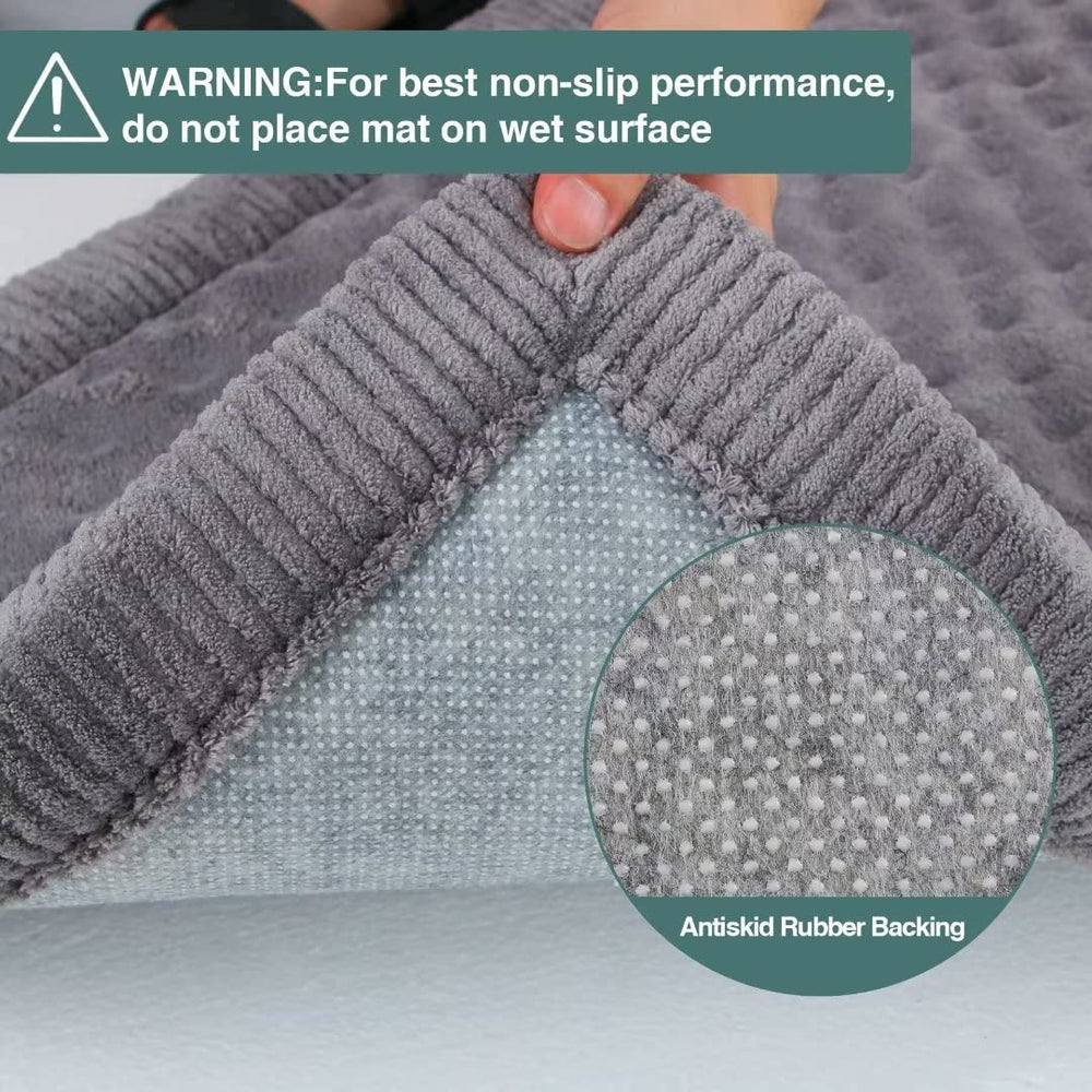Pagged soft microfiber cover stays breathable and comfy in warm weather.