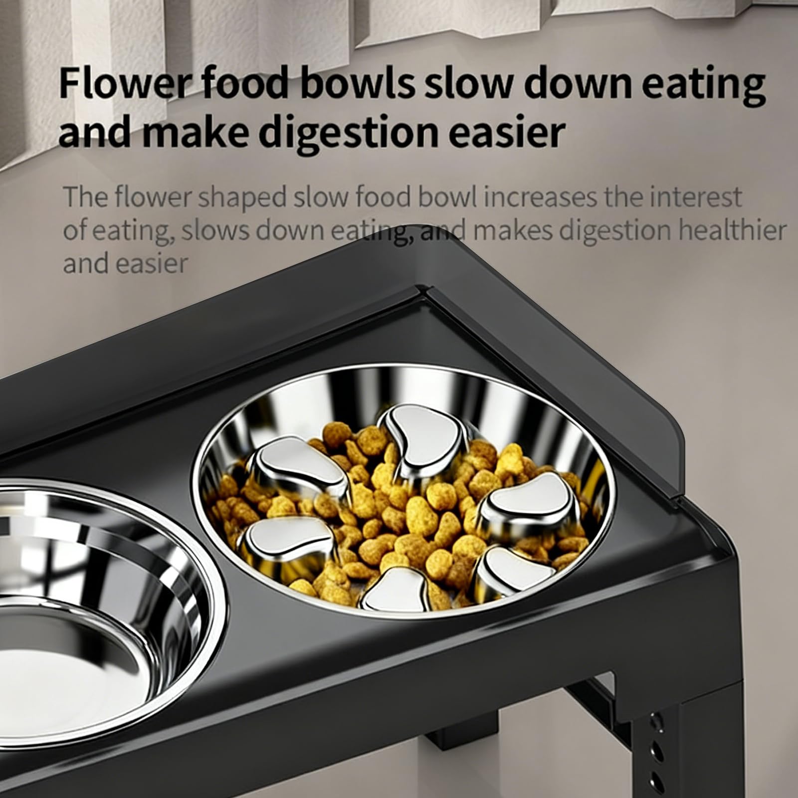 PAKEWAY stainless steel water bowl provides ample hydration