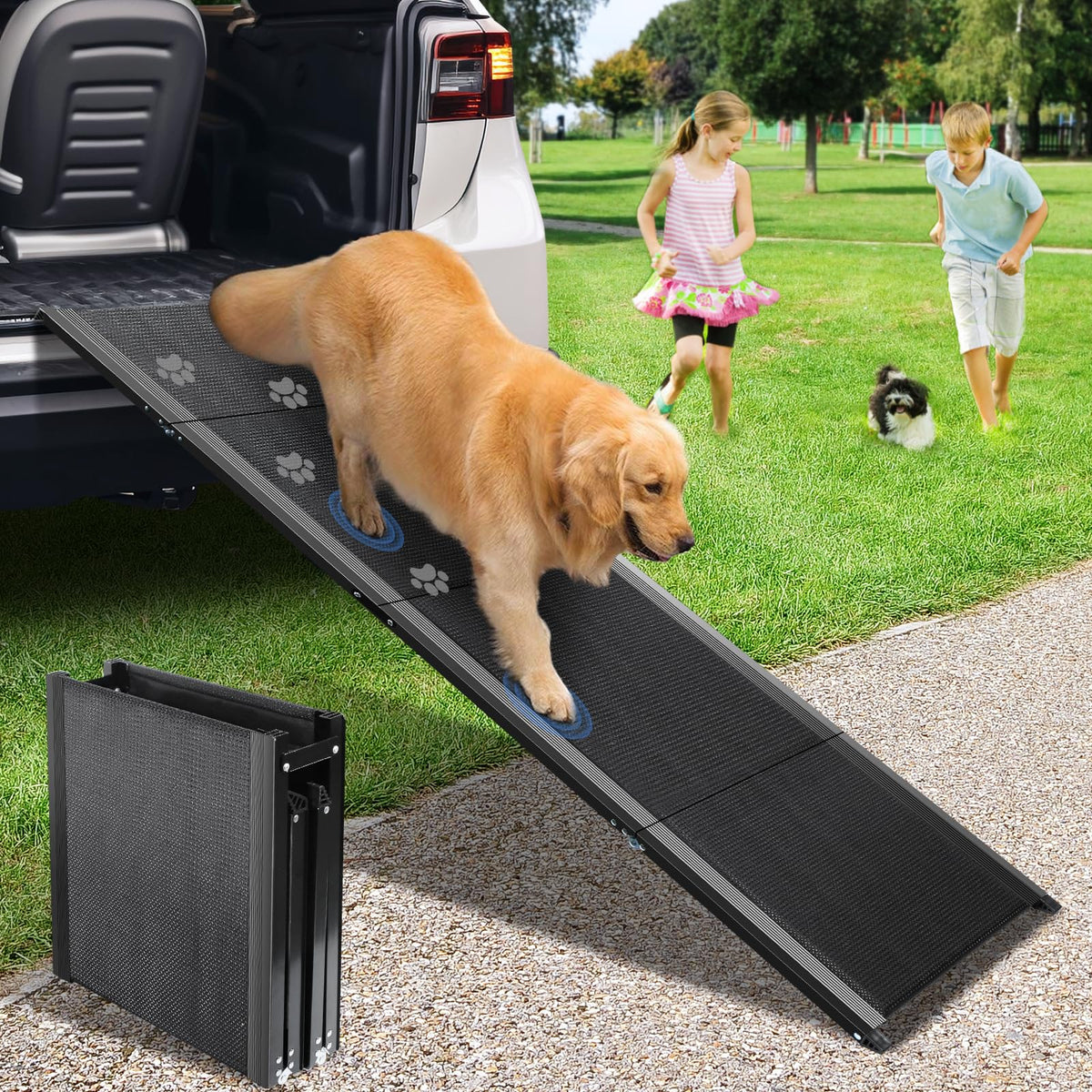 PALATALA dog ramp with anti-slip surface supports safe car access for dogs.