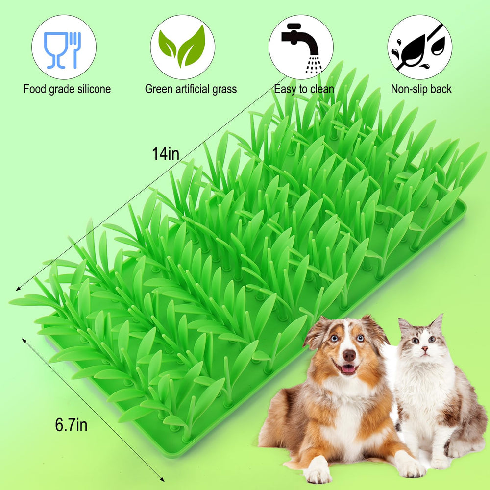 Palksky multi-pet setup with cat and dog enjoying mat enrichment.