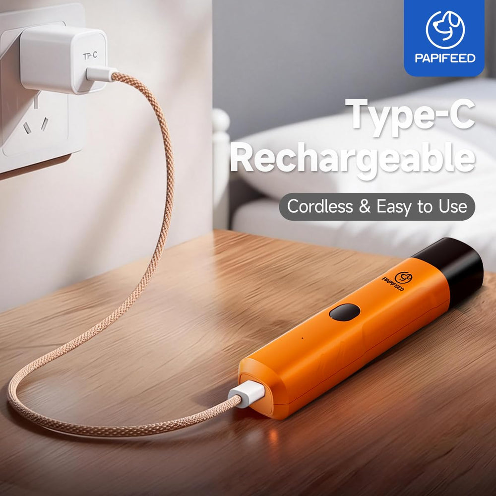 PAPIFEED rechargeable design enables cordless grooming anywhere.