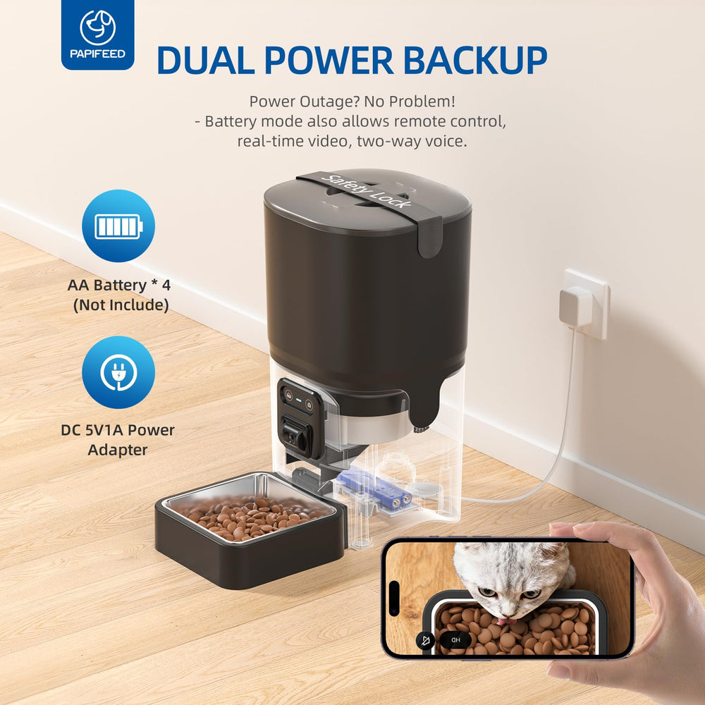 PAPIFEED two-way audio lets you talk to your pet during mealtime.