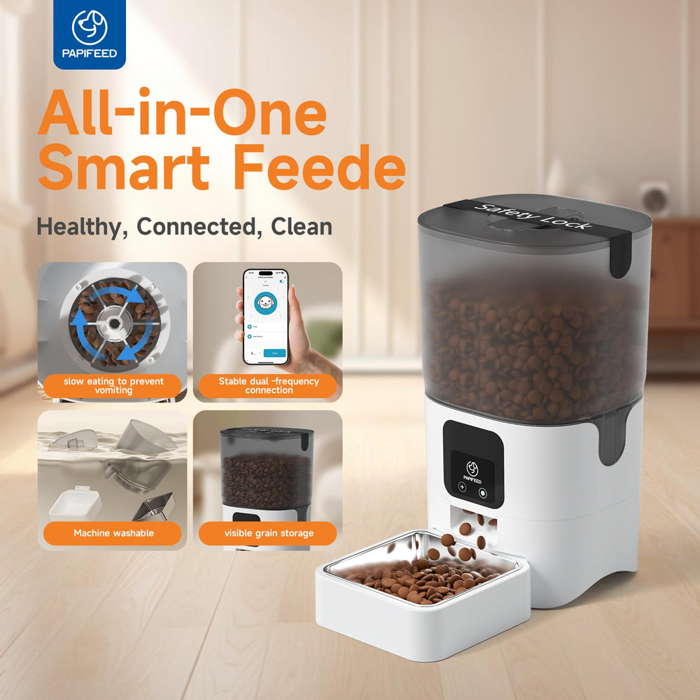 PAPIFEED Velcro-secured lid prevents pet interference during feeding.