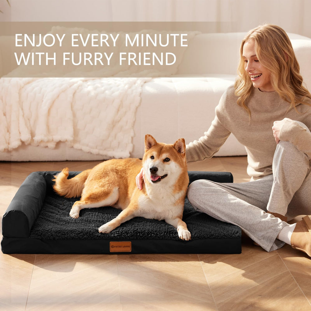 Patas Lague L-shaped design supports head and neck while pets stretch.