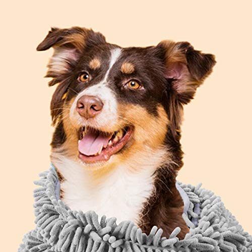 Patas Lague machine-washable dog towel keeps color and performance wash after wash.