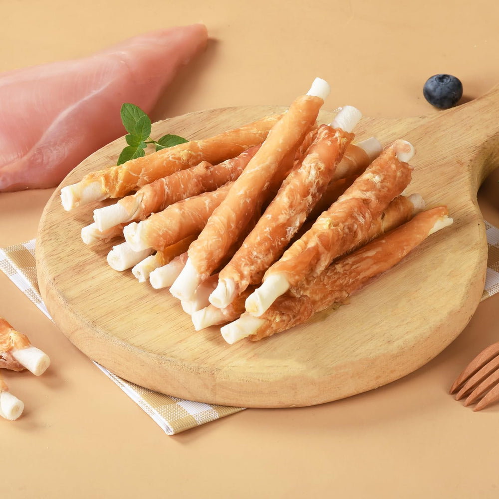 Pawmate chicken-flavor dog chew suitable for large dogs.