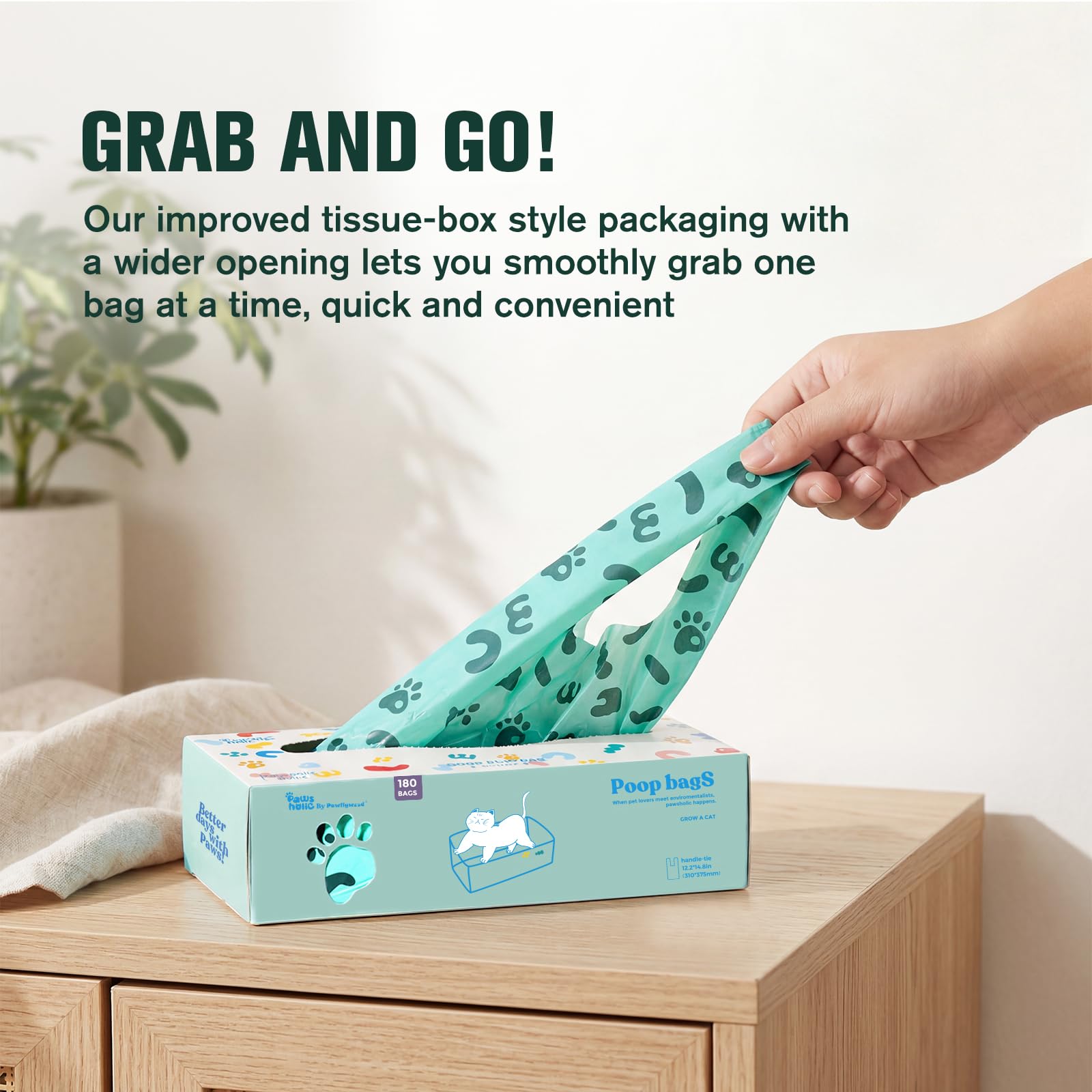 PAWSHOLIC ideal for daily cleanup, from litter to garden waste.