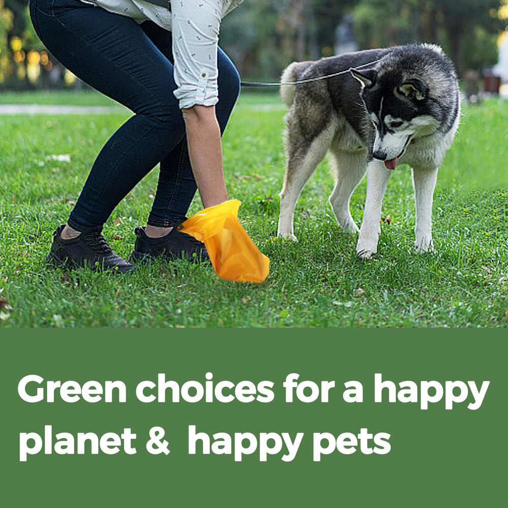 PAWSHOLIC unscented corn-starch bags reduce odor during walks