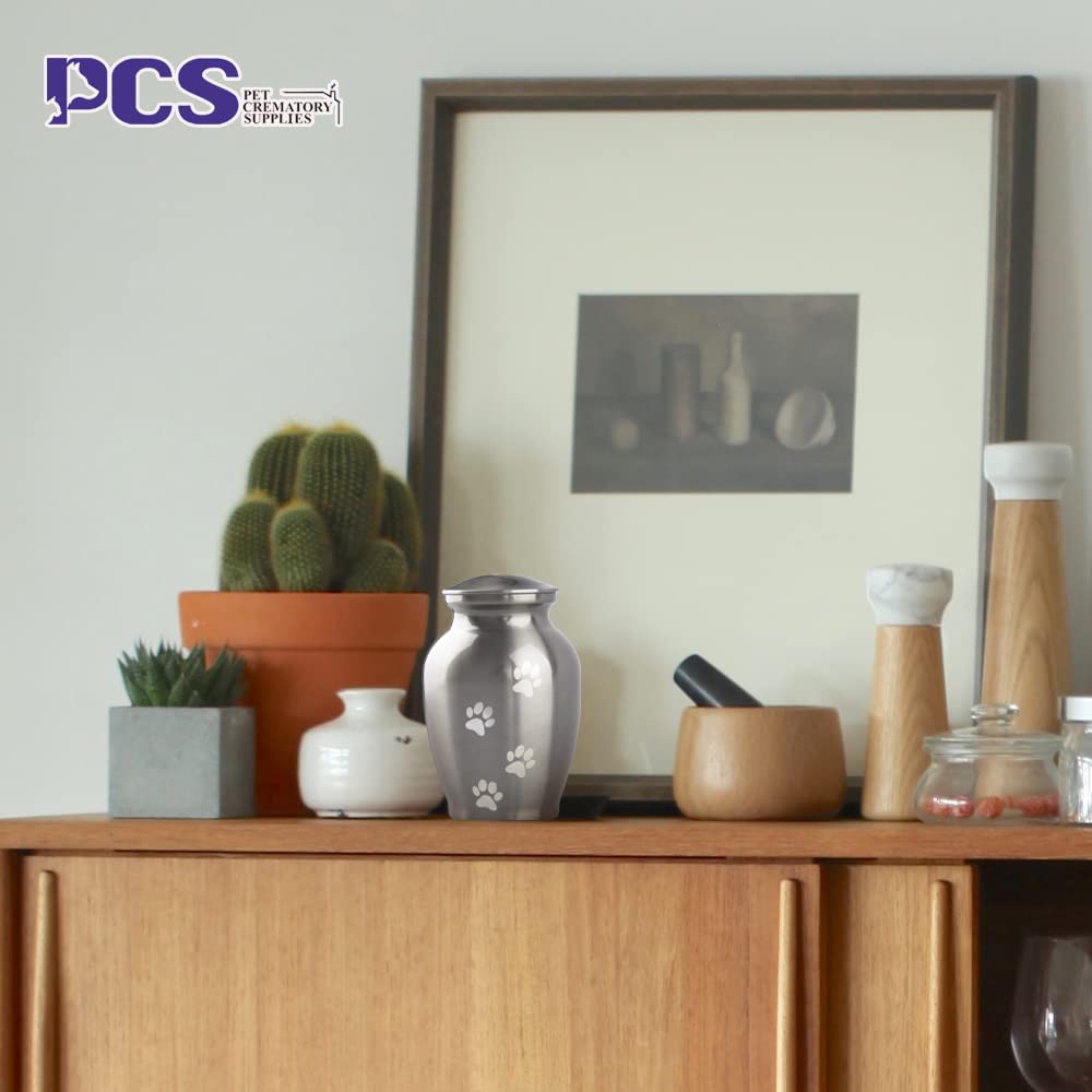 PCS memorial urn designed for home display and remembrance.