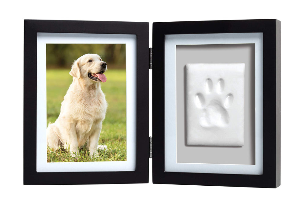 Pearhead paw print frame showing detailed impression beside a photo.