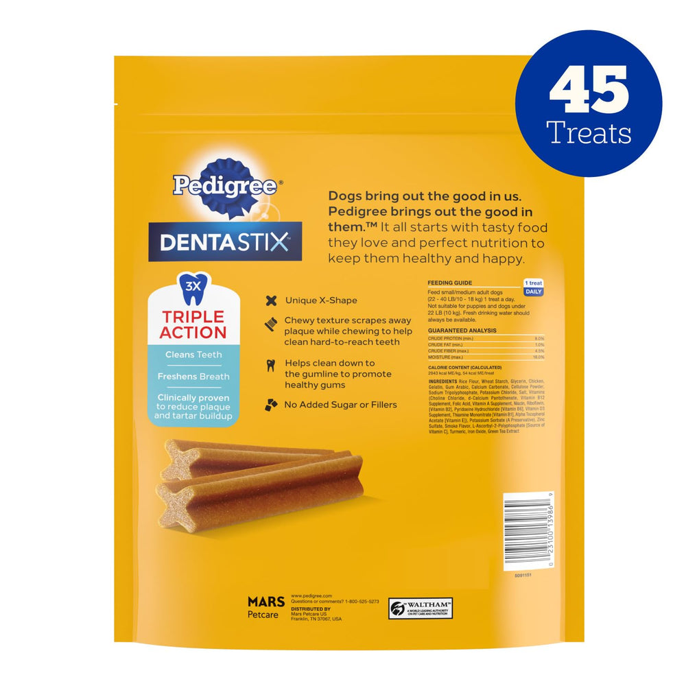 Tartar-control support during daily chewing with Pedigree Dentastix.