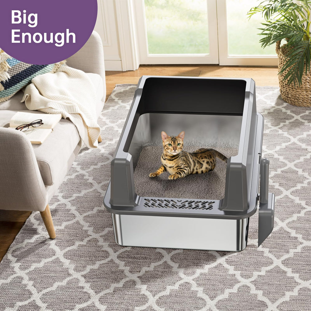 Pematar multi-cat-friendly design accommodates several felines with ease.