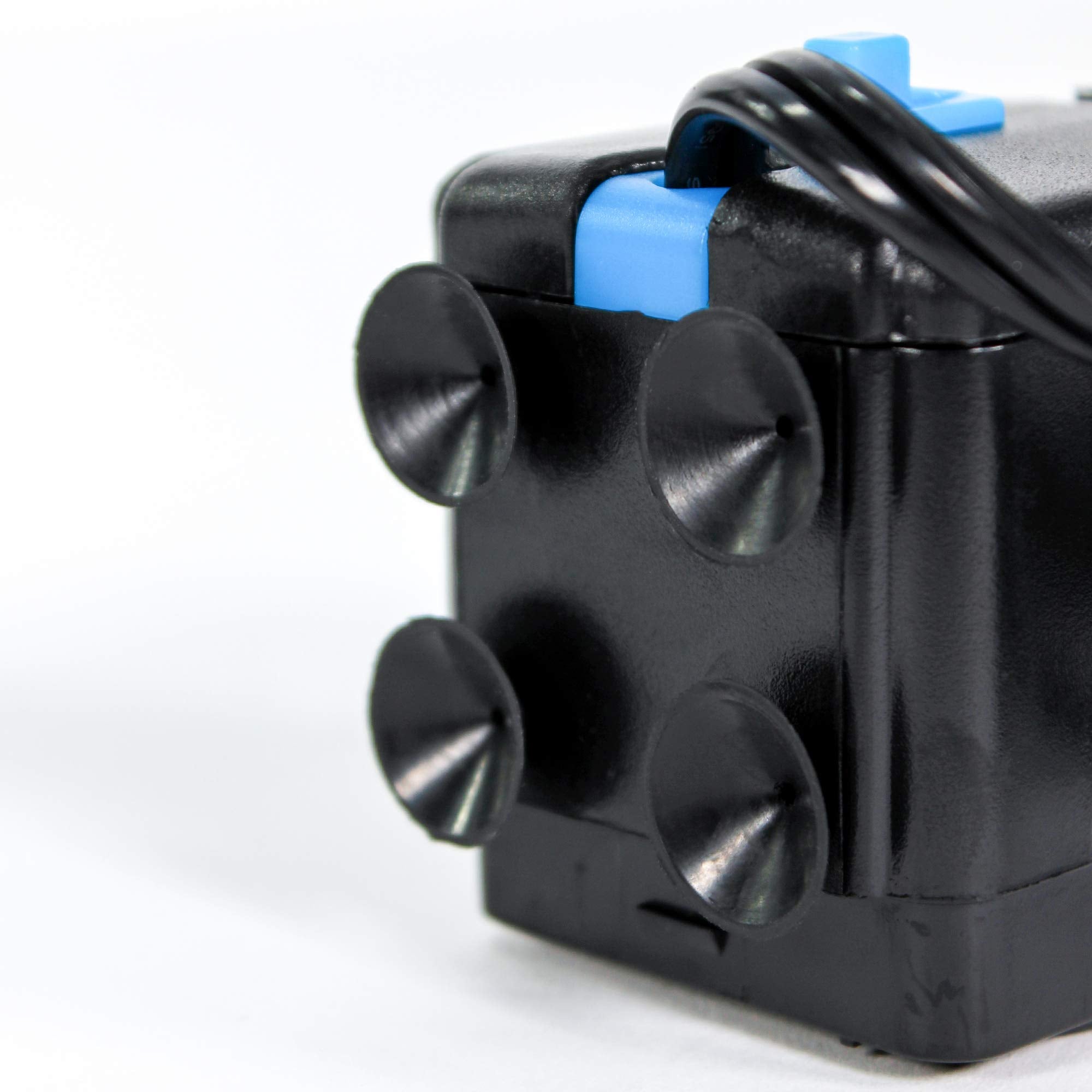 Bio-sponge improves beneficial bacteria for healthier tank filtration.