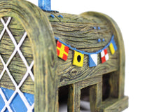Penn-Plax Krusty Krab easy-clean design supports quick maintenance with warm water.