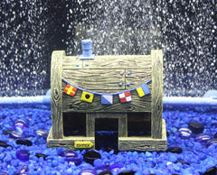 Penn-Plax Krusty Krab inside-tank view shows stable placement for active fish.