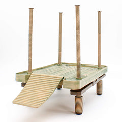 Penn-Plax Reptology Four secure pylons with suction cups anchor the setup