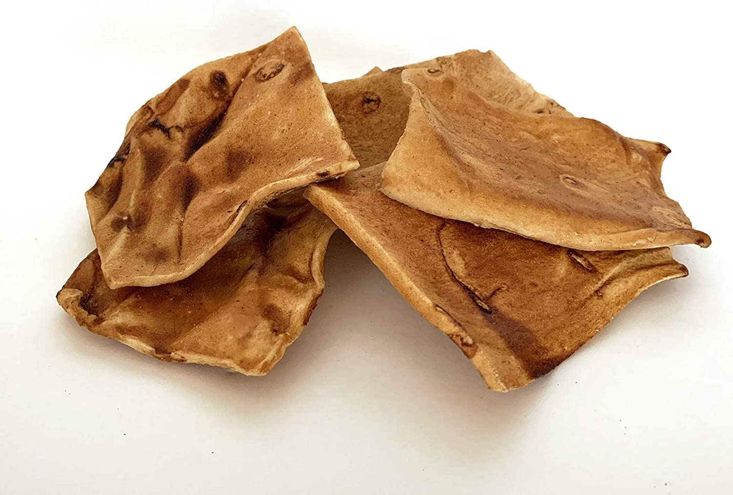 Pet Factory American Beefhide Chips dog chewing demonstrates steady chew time