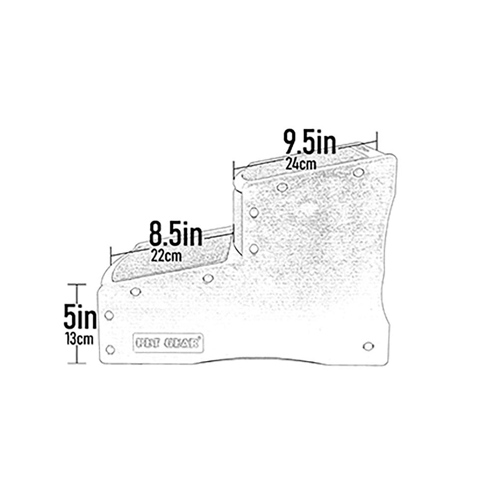 Non-slip bottom keeps Pet Gear Easy Step II secure during use.