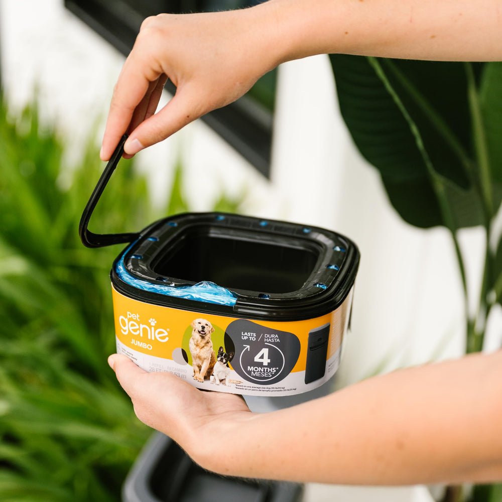 Pet Genie easy-to-insert refill simplifies bag changes and disposal.