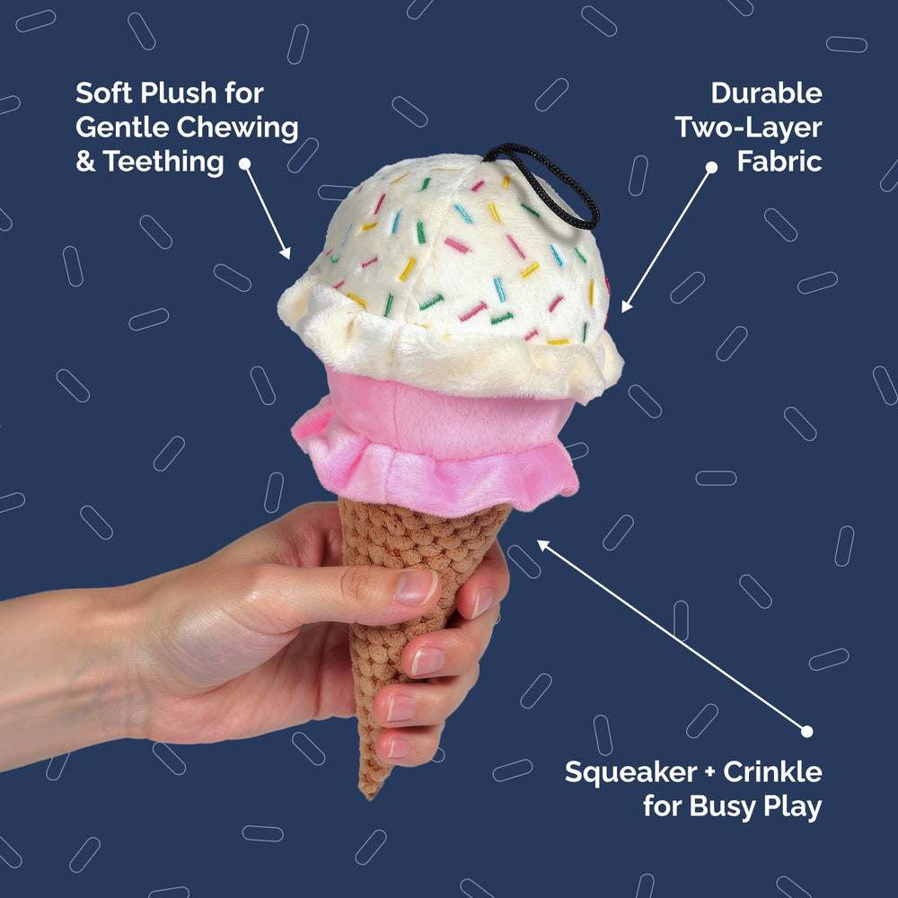 Pet Lou two-layer fabric durability enhances chew sessions for longer play.