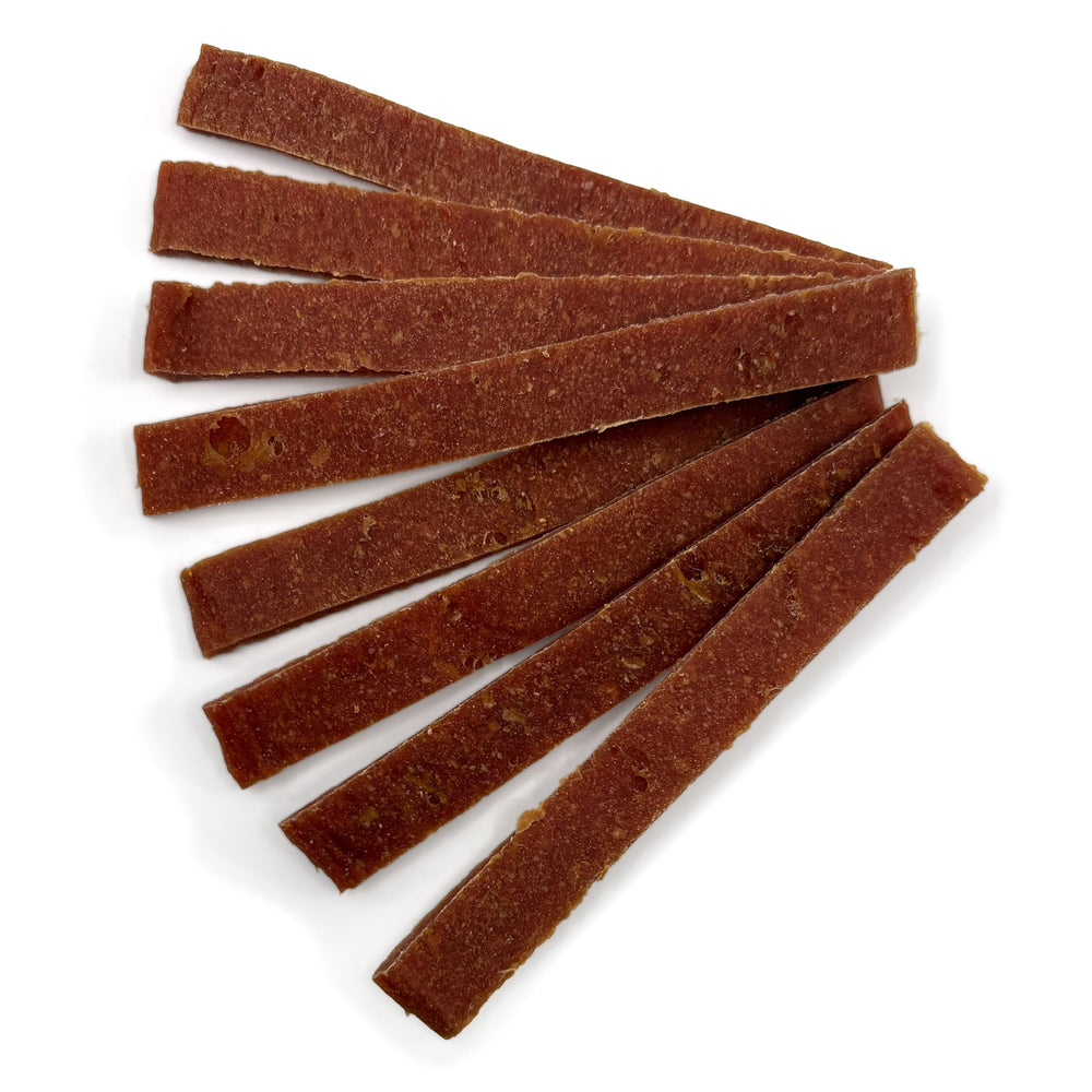 Pet 'n Shape Lamb Strip resealable packaging maintains freshness.