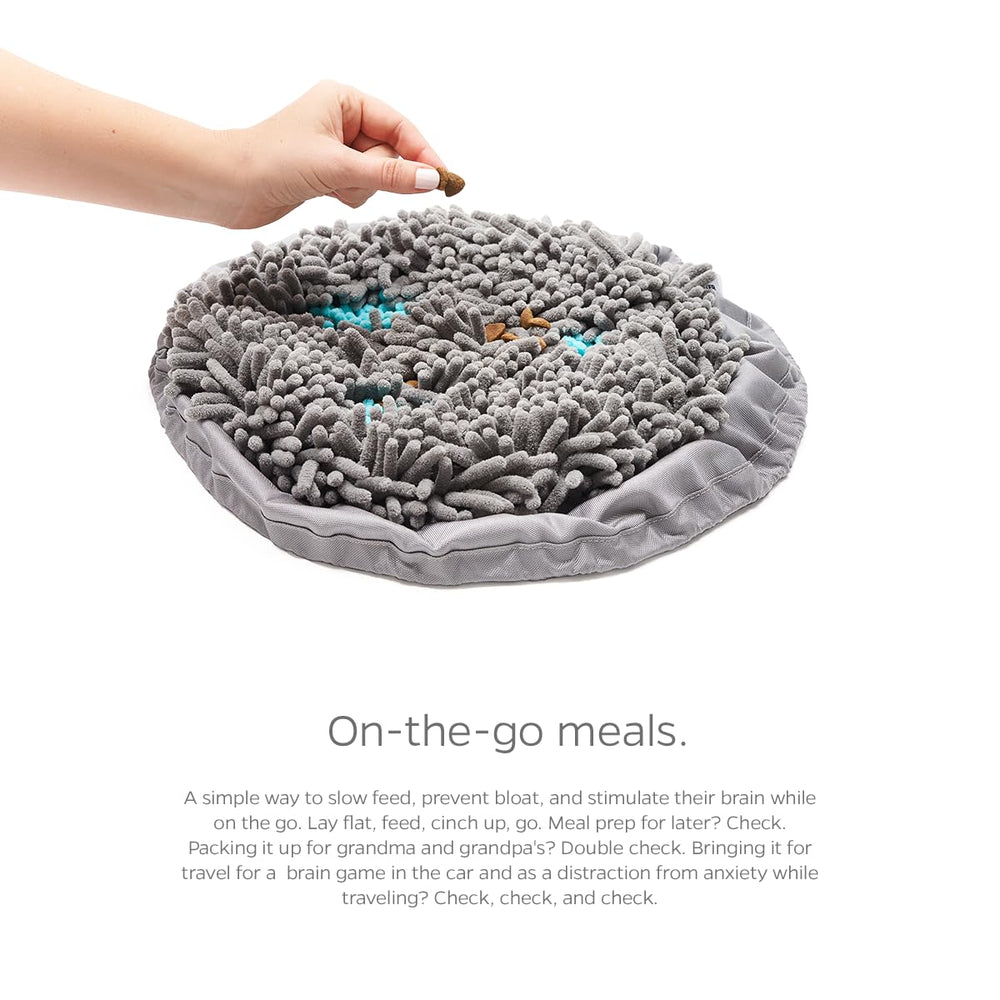 Pet Parents Snuffle Mat with travel pocket demonstrates easy packing for trips.