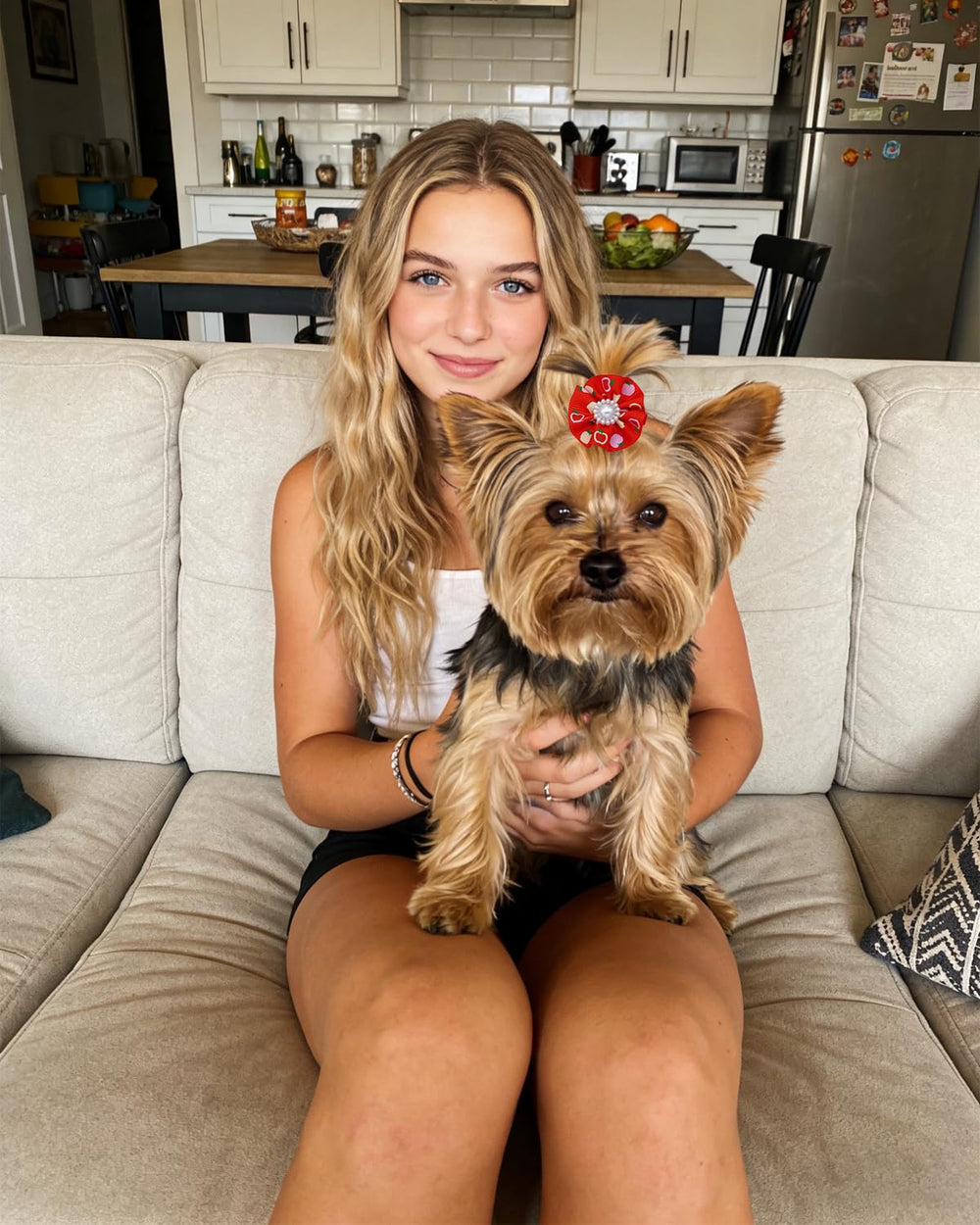 PET SHOW mesh bow offers lightweight charm