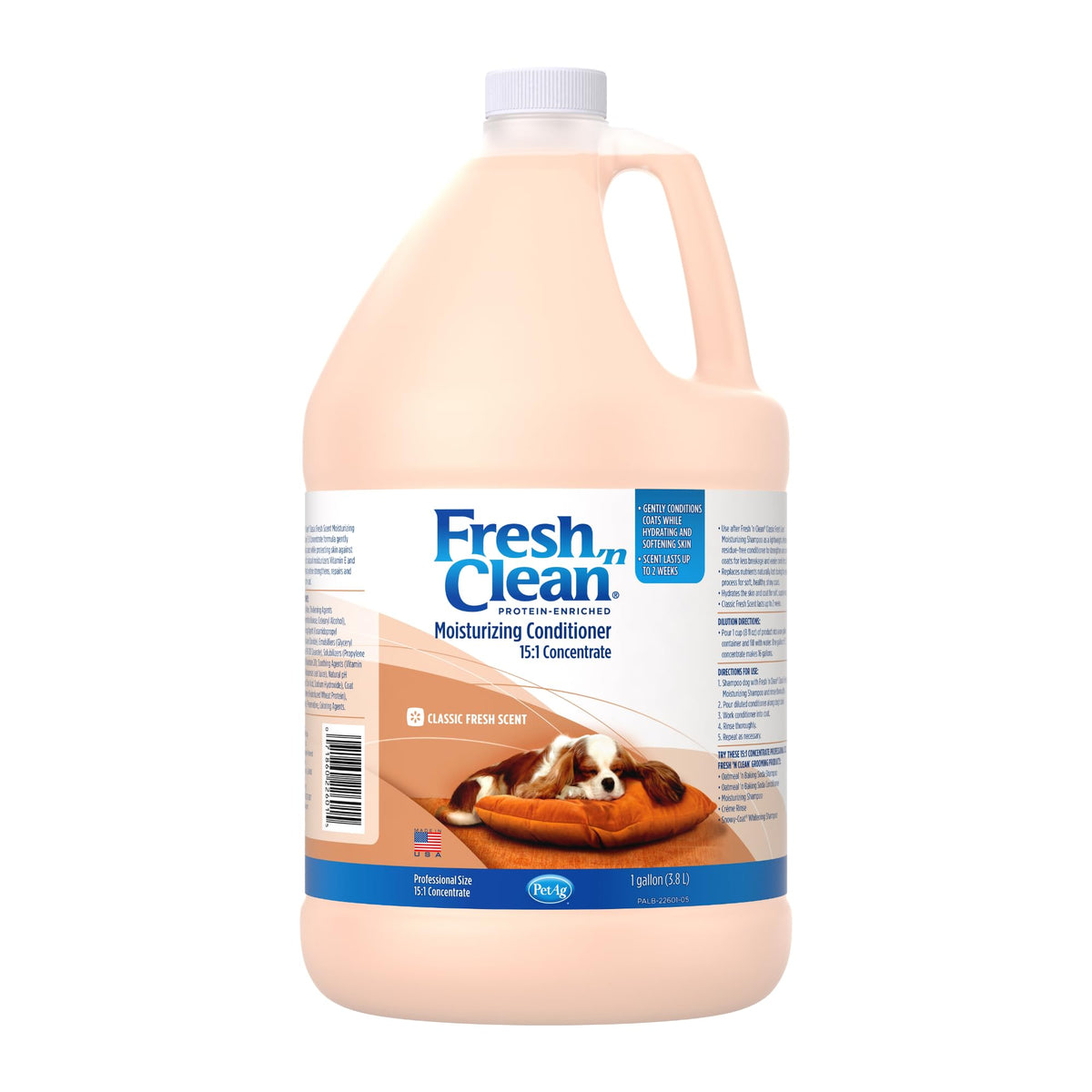 PetAg Fresh ’n Clean conditioner bottle front view for moisturizing care.