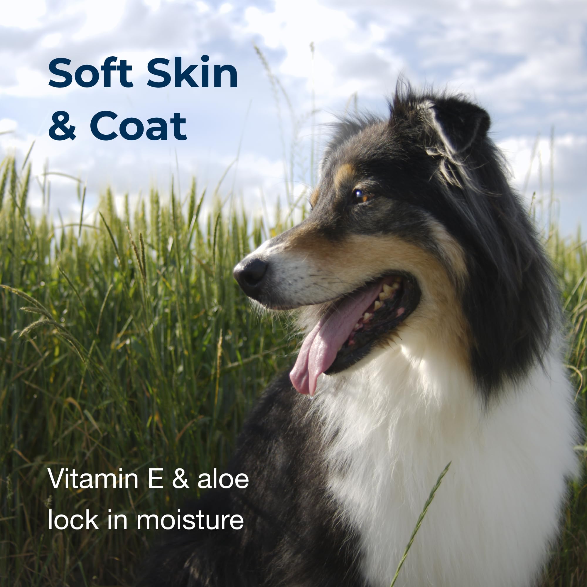 PetAg Fresh 'n Clean Crisp Linen label closeup shows vitamin E and Aloe benefits.