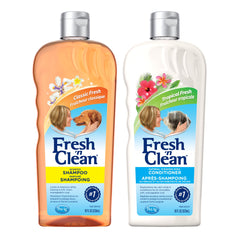 PetAg Fresh 'n Clean shampoo bottle for gentle, pH-balanced cleansing.