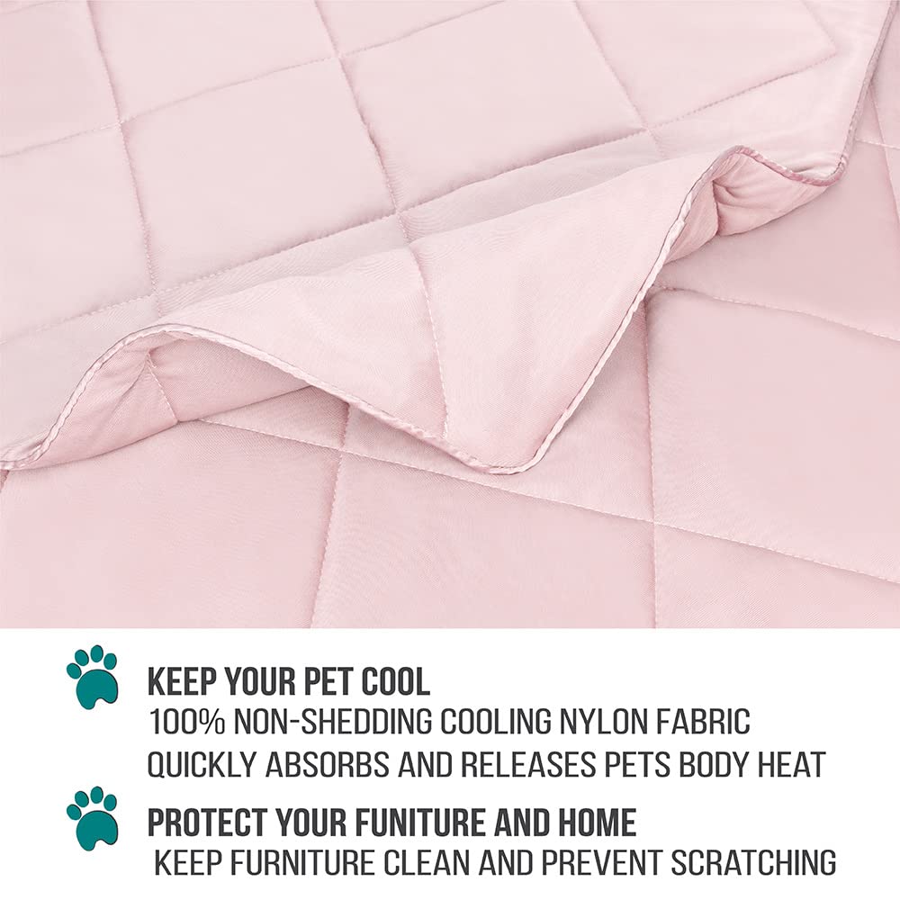 PetAmi car-ride blanket for pets inside a vehicle enhances comfort.