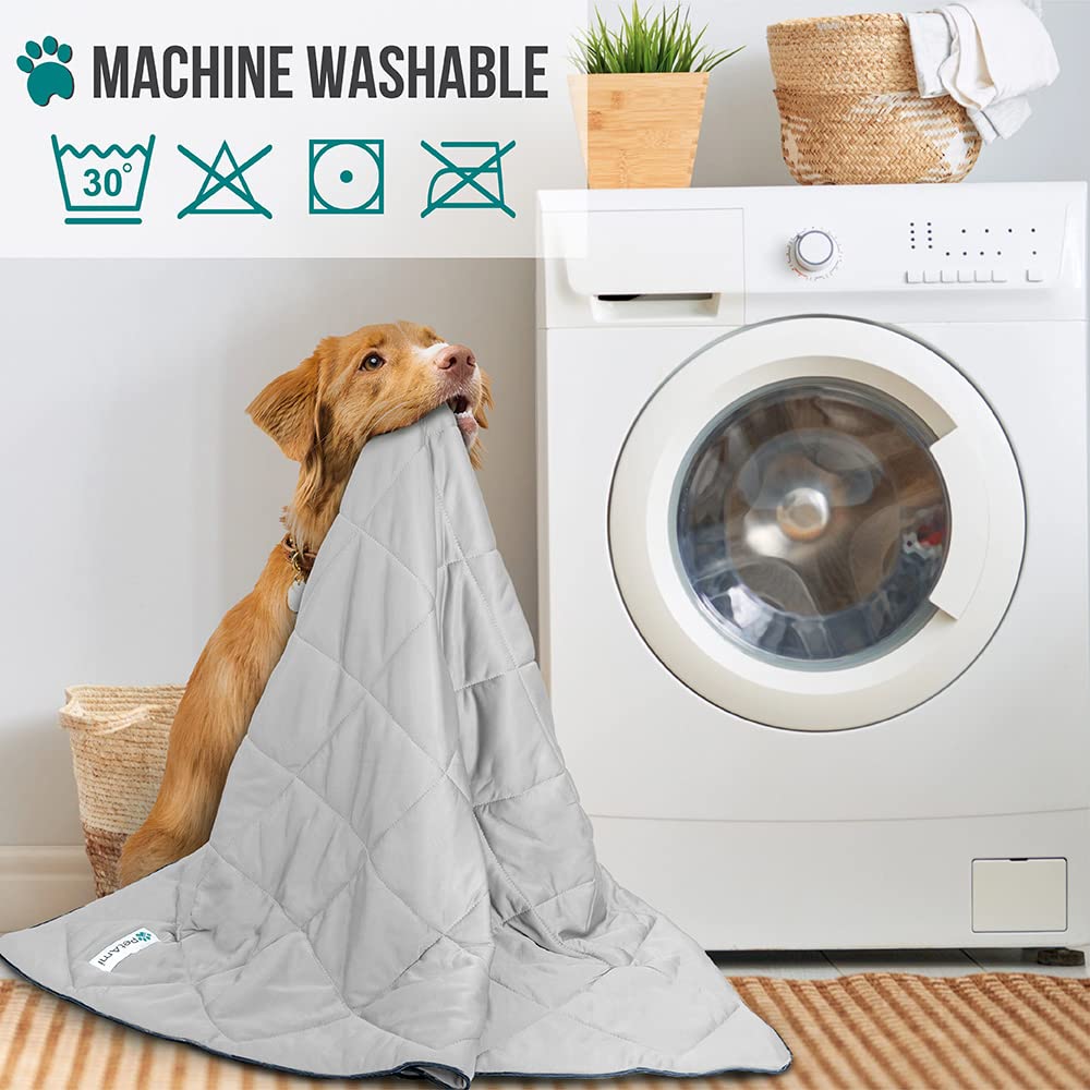 PetAmi Premium Cooling Dog Blanket on bed, reversible comfort