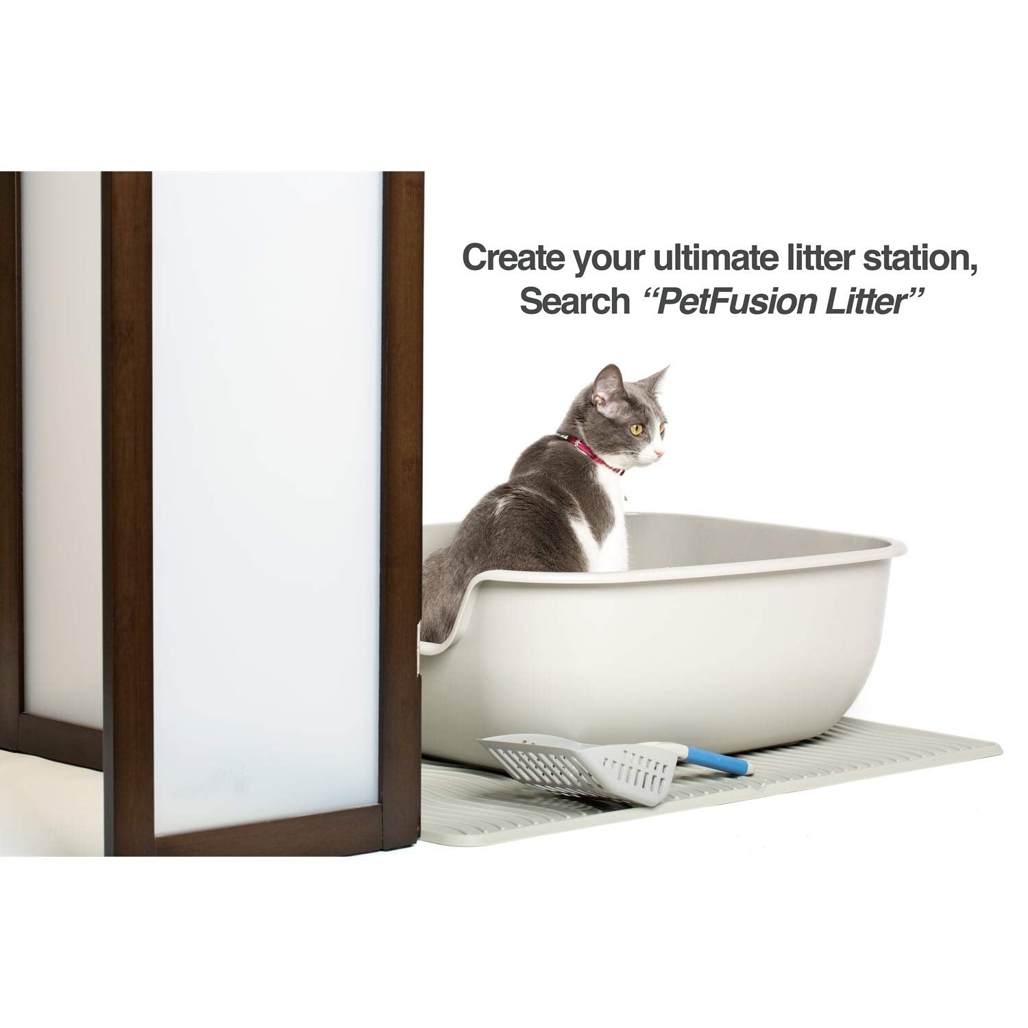 PetFusion BetterBox large interior with 22.6 x 18.1 x 8 in offers roomy space for cats.