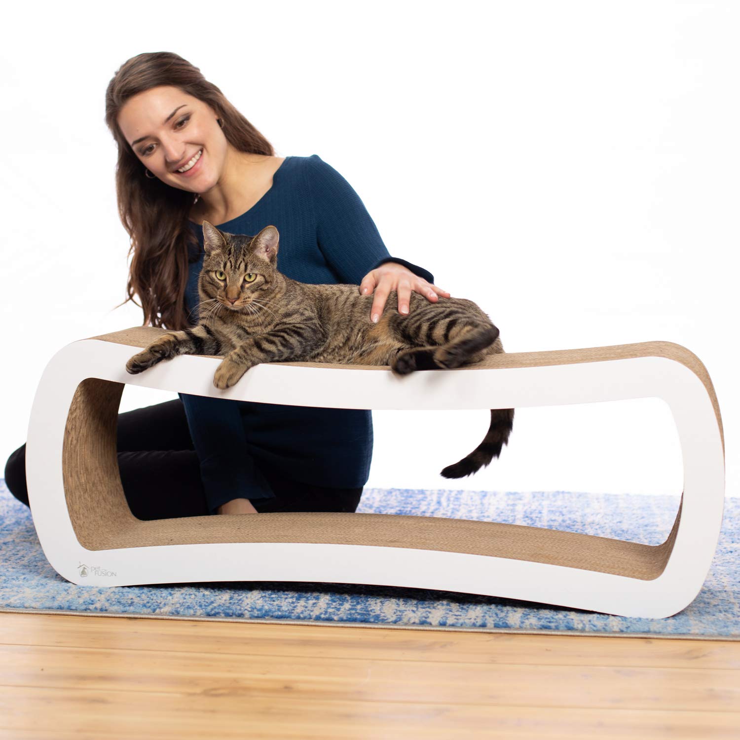 PetFusion Jumbo Cat Scratcher Lounge packaging-free setup and sturdy cardboard.